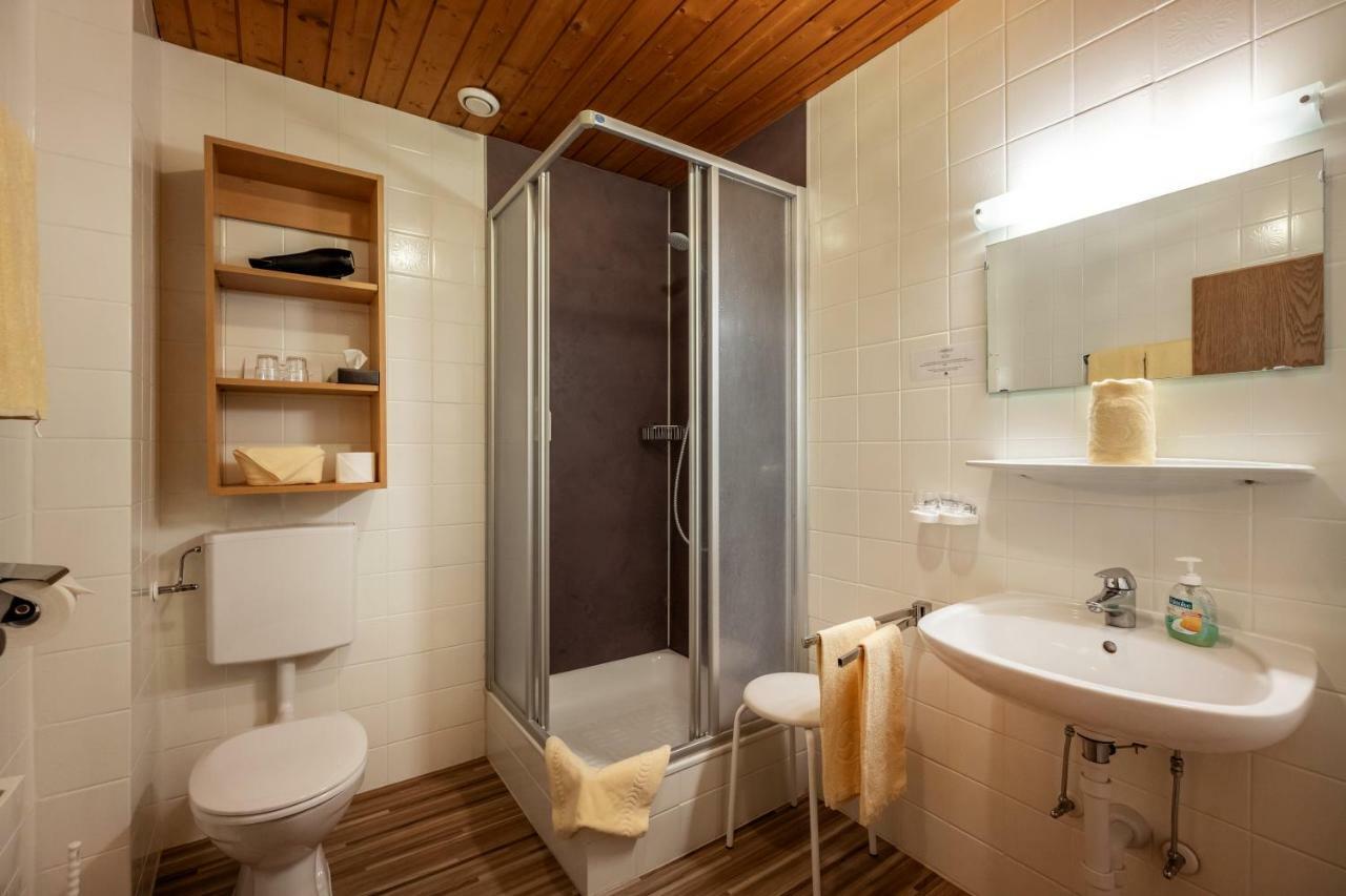 Hotel Garni Tirolerhof Хопфгартен-им-Бриксенталь Экстерьер фото